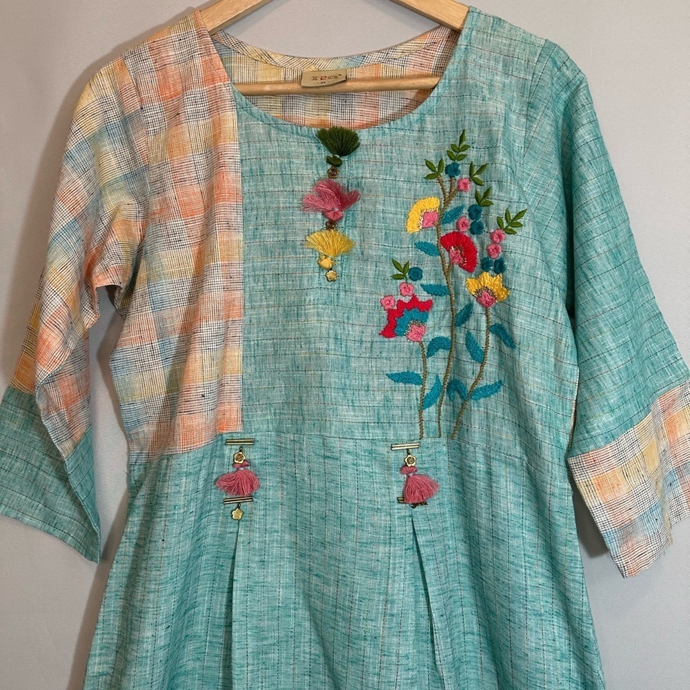 I2Q Womens Size XL Embroidered Ethnic Dress Frock Teal Floral Accents unique - Picture 6 of 11